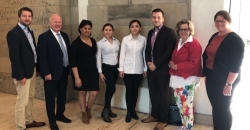 Freiwillige aus Lateinamerika besuchen den Deutschen Bundestag
